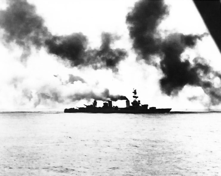 El USS Salt Lake City en combate con los japoneses