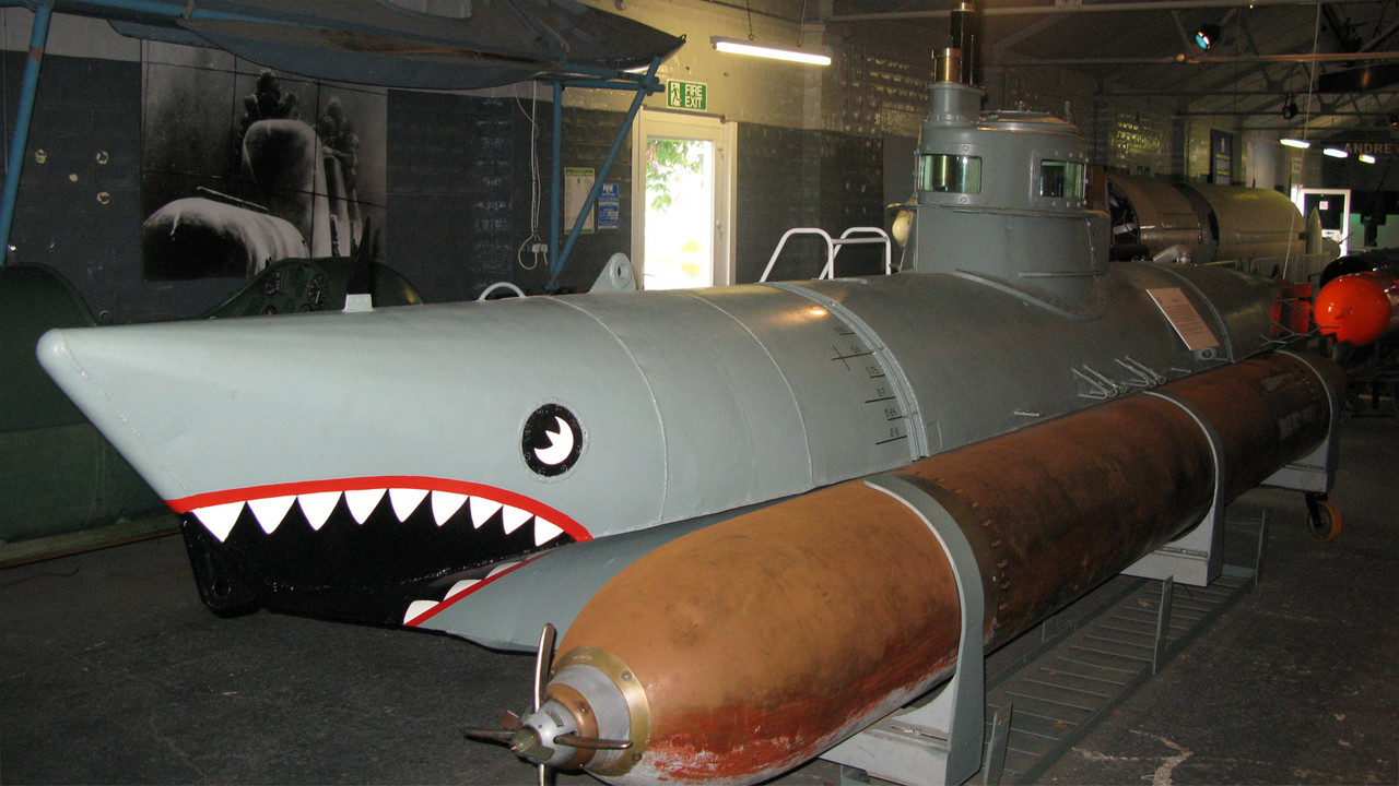 Biber se conservado en el museo submarino de la Marina Real, Gosport, Portsmouth, Reino Unido