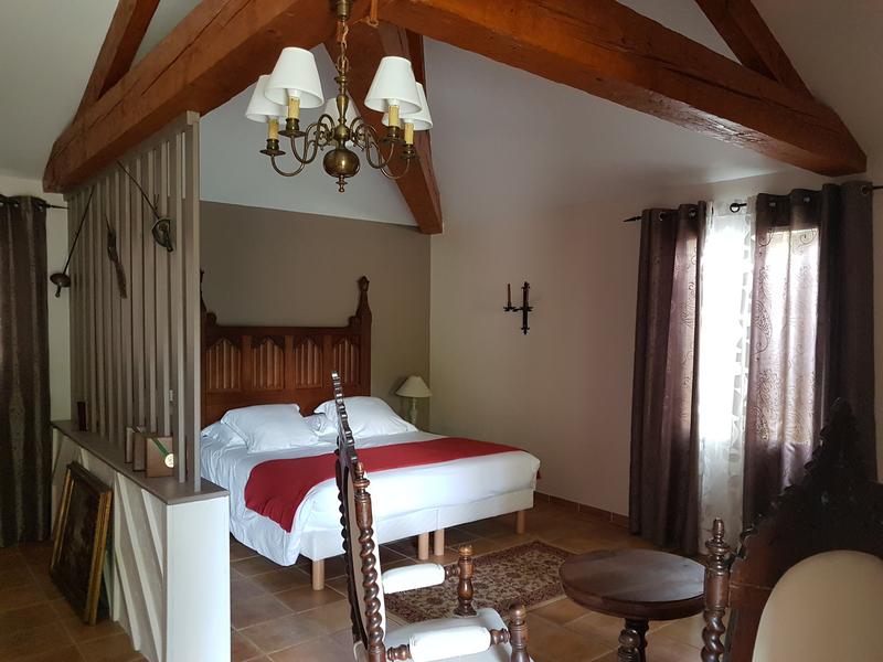TURENNE-PERIGUEUX-LES EYZIES DE TAYAC- VITRAC - NUEVOS RINCONES SUIZOS, CHAMONIX, PERIGORD NOIR Y ANDORRA EN CAMPER VAN (12)