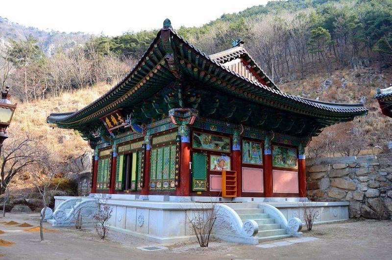 Daegu- el Buda Gatbawi, Templo Donghwasa y tren a Suwon - Mochileros en Corea del Sur (4)