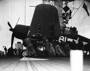 https://s1.postimg.cc/34omo7c7l7/USS_Block_Island_CVE-106_F4_U_Corsair_of_VMF-511_February_4_1945.jpg