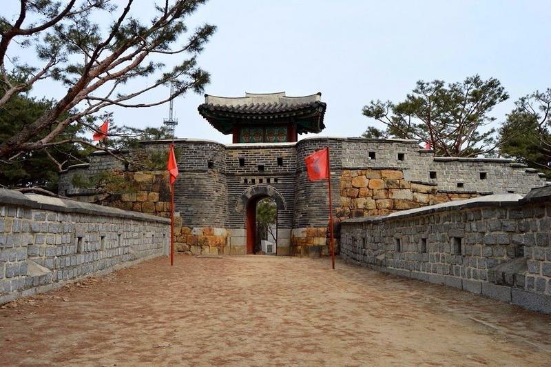 Suwón puerta de Paldalmun, fortaleza, Palacio Hwaseong Haenggun y metro a Seúl - Mochileros en Corea del Sur (4)