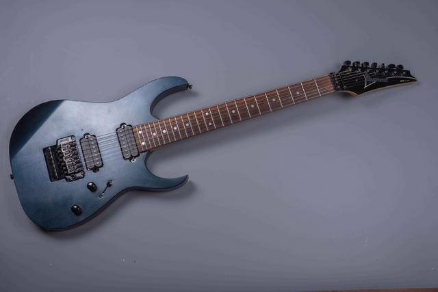 ibanez rg7420 white