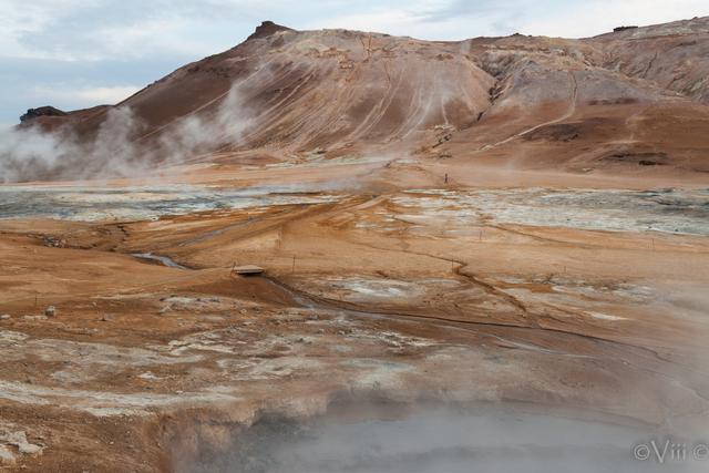Islandia - Tierra de hielo y fuego - Blogs de Islandia - DIA 4. Lago Myvatn-Grjótagja–Hvrefel–Dimmuborgir–Skútustadir–Myvatn Nature Baths (8)