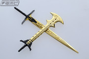 The-_Last-_Knight-_Golden-_Swords-02
