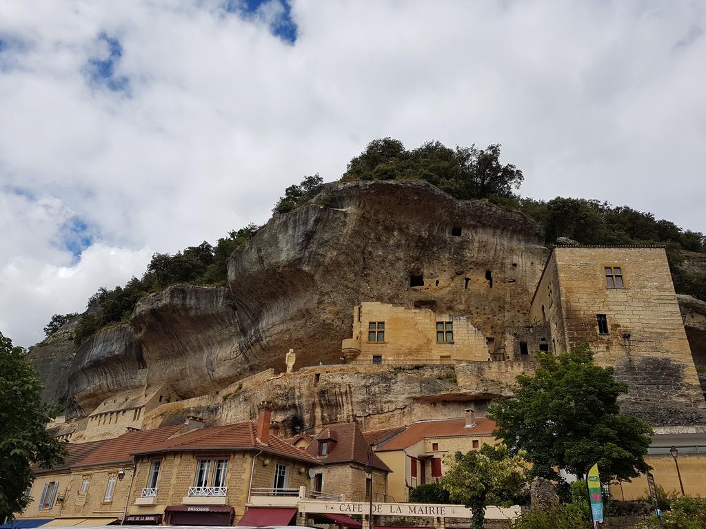 TURENNE-PERIGUEUX-LES EYZIES DE TAYAC- VITRAC - NUEVOS RINCONES SUIZOS, CHAMONIX, PERIGORD NOIR Y ANDORRA EN CAMPER VAN (11)
