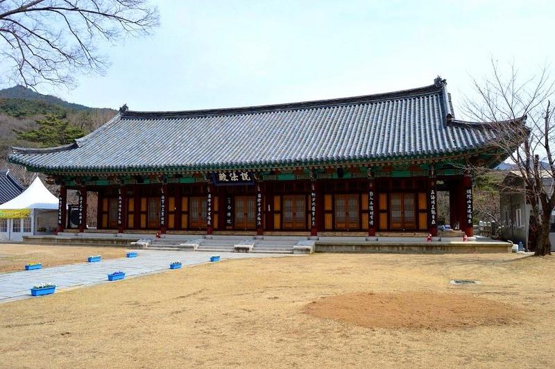 Daegu- el Buda Gatbawi, Templo Donghwasa y tren a Suwon - Mochileros en Corea del Sur (14)