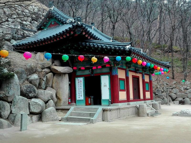 Mochileros en Corea del Sur - Blogs de Corea Sur - Gyeongju- Templo Bulguksa, grutas de Seokguram y el pequeño templo Bunhwangsa (14)